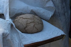 Brot aus dem Lehmbackofen Brot aus dem Lehmbackofen